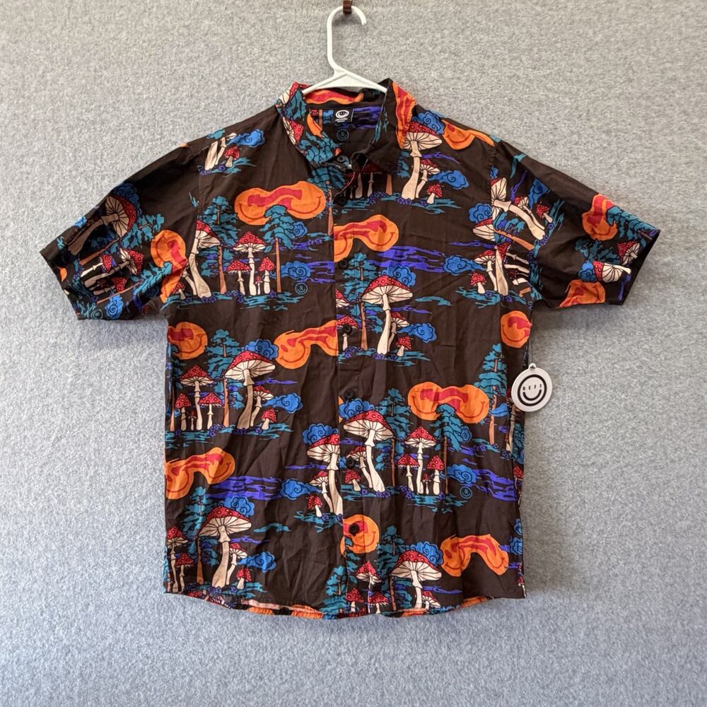 NEFF Cotton Psychedelic Mushroom Smiley Face Print Surf Surfing Camp Shirt NWT M
